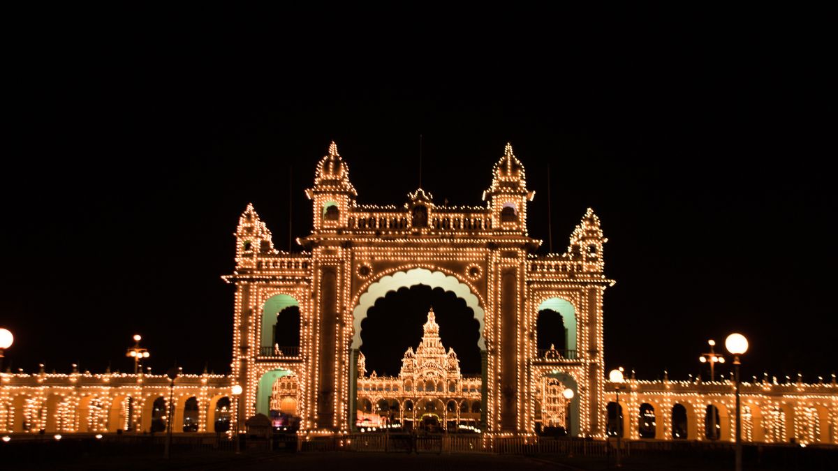 Mysore Palace lit up during Dussehra